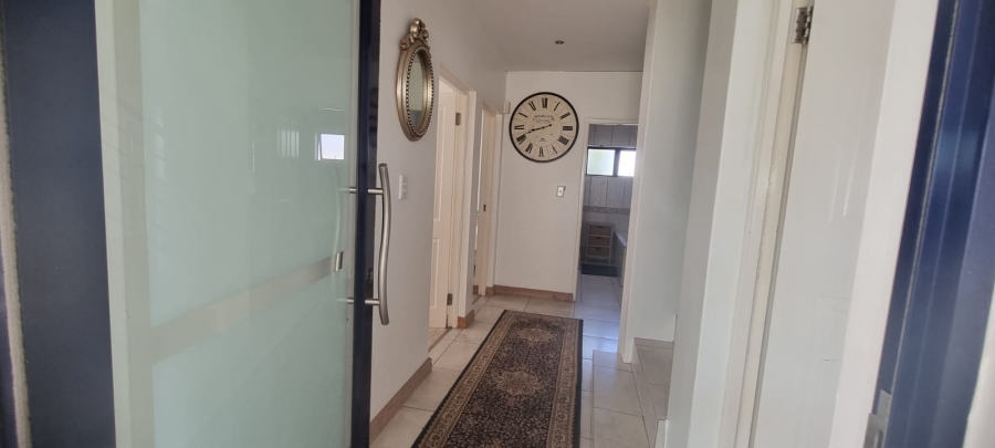 4 Bedroom Property for Sale in Blue Lagoon Western Cape